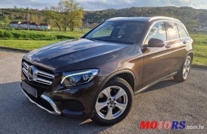 2017' Mercedes-Benz GLC 250 D photo #6