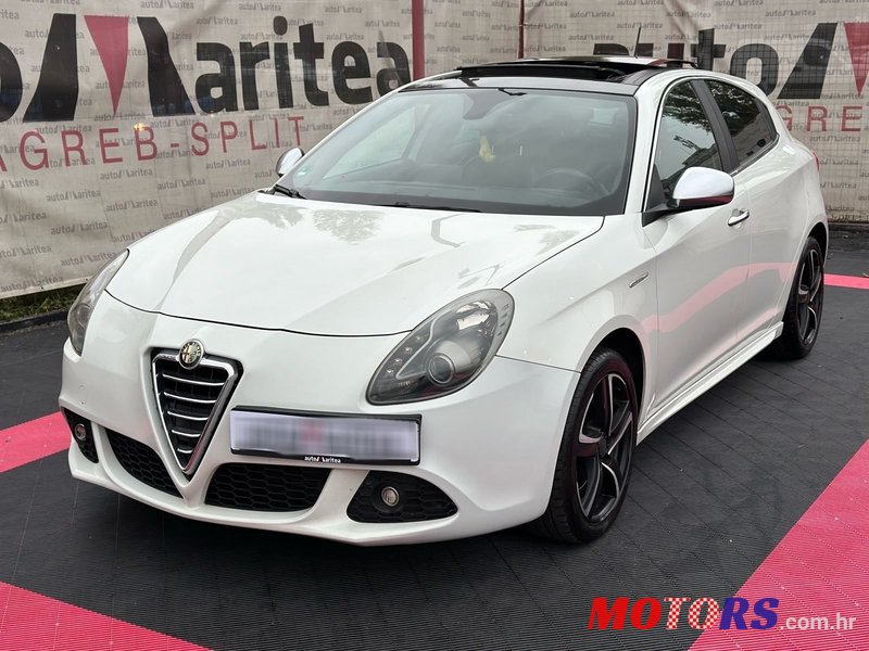 2012' Alfa Romeo Giulietta 2,0 D. N. A photo #2