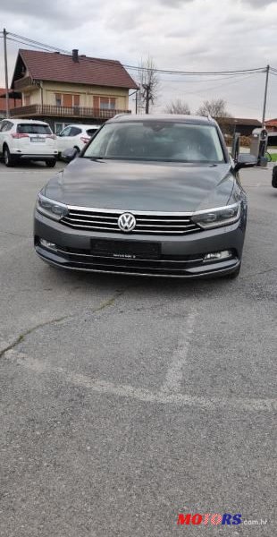 2016' Volkswagen Passat Variant photo #1