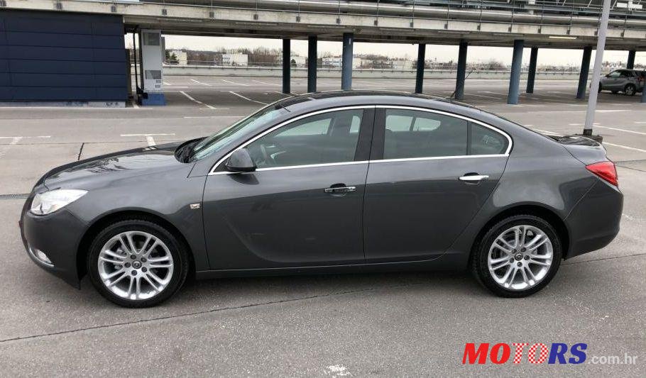 2009' Opel Insignia photo #1