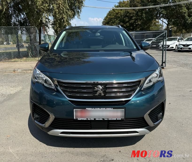 2018' Peugeot 5008 1,5 Bluehdi photo #2