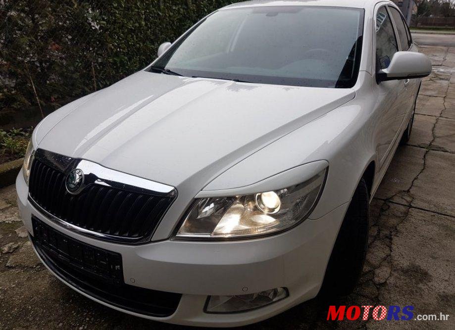 2009' Skoda Octavia 1.6 Tdi Rs photo #1