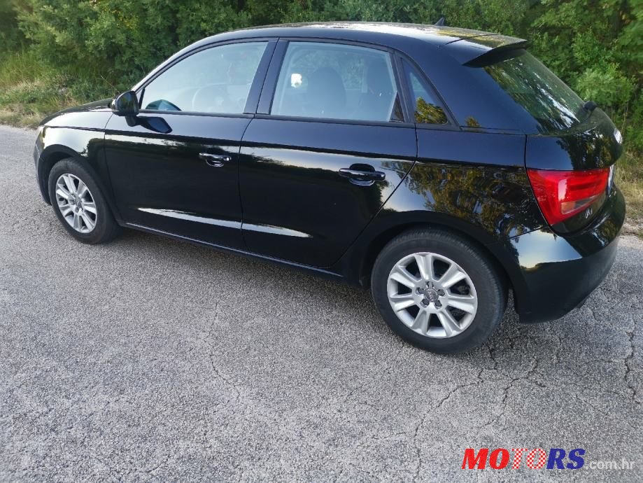 2012' Audi A1 photo #6