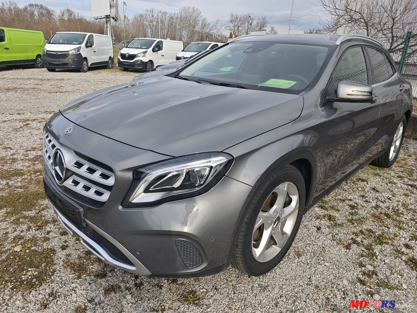 2017' Mercedes-Benz GLA 180 D photo #1