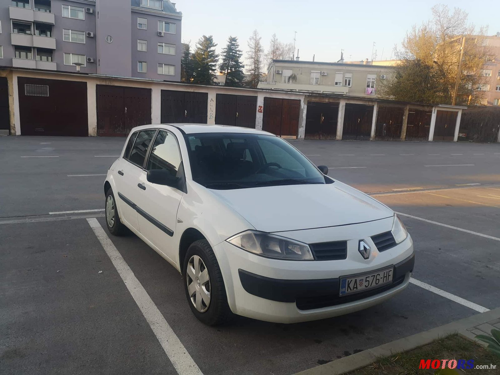 2004' Renault Megane photo #4