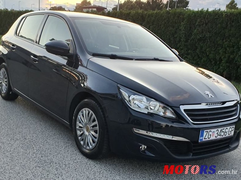 2014' Peugeot 308 photo #3