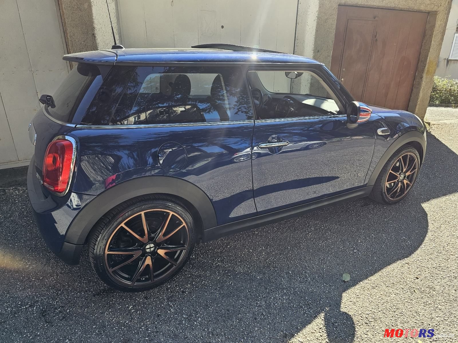 2015' MINI Cooper Cooper D photo #4