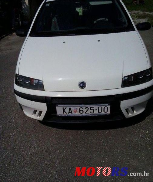 2001' Fiat Punto 1,9 Jtd photo #1