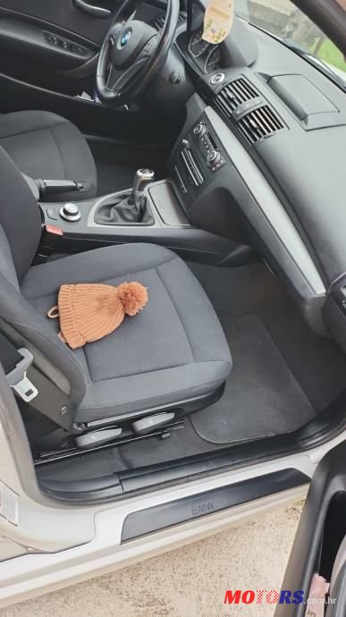 2008' BMW Serija 1 118D photo #4