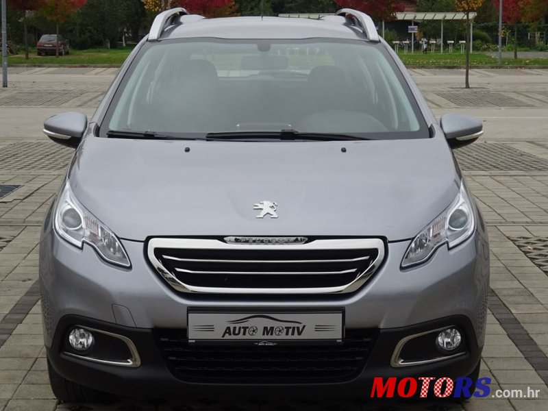 2014' Peugeot 2008 1,2 Vti photo #2