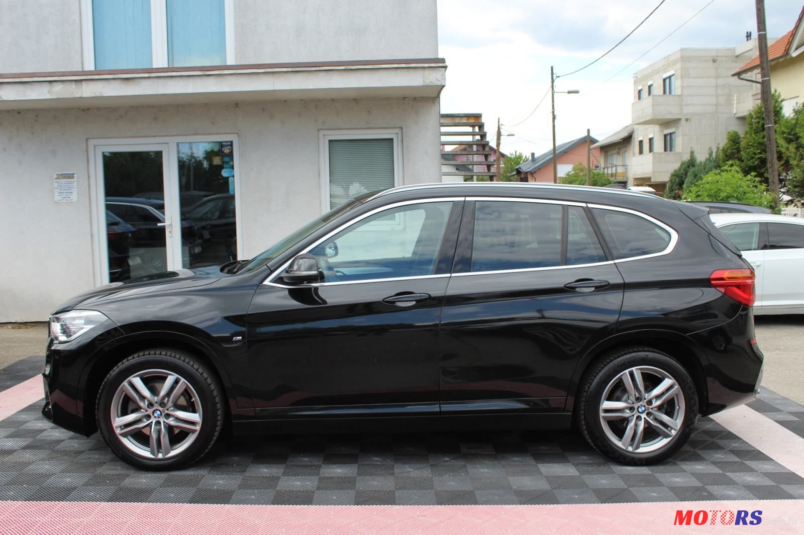 2019' BMW X1 Sdrive18D photo #4