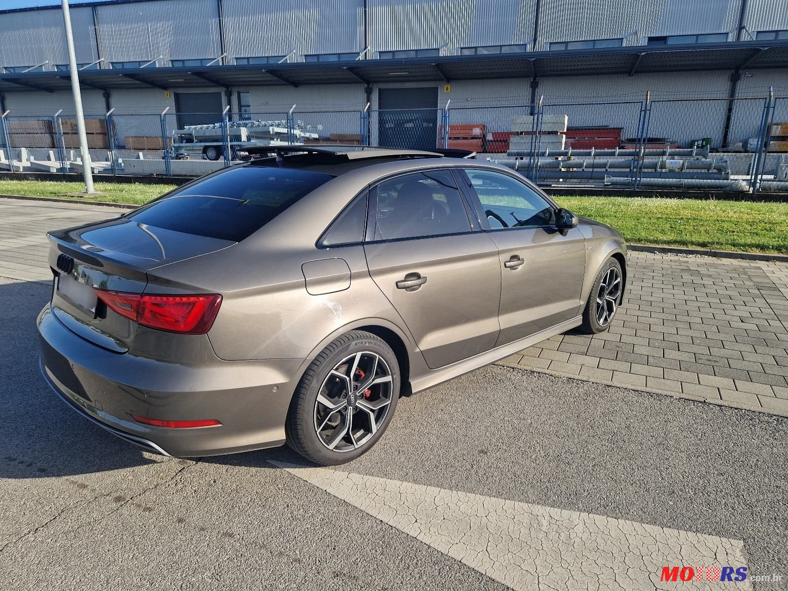 2015' Audi A3 S-Tronic photo #6