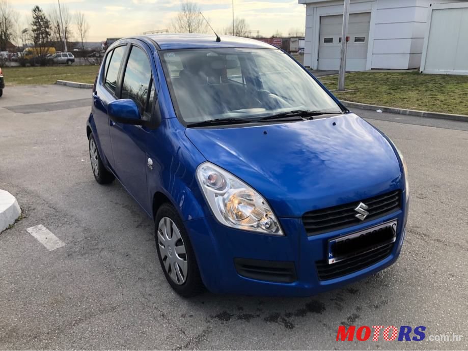 2009' Suzuki Splash photo #5