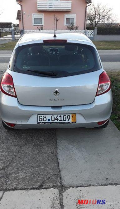 2009' Renault Clio 1,5 Dci photo #1