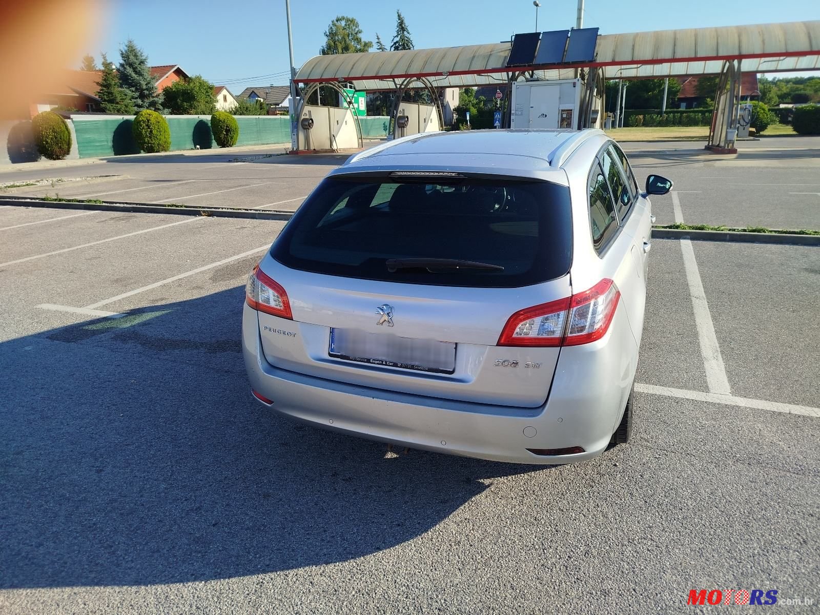 2011' Peugeot 508 Sw photo #2