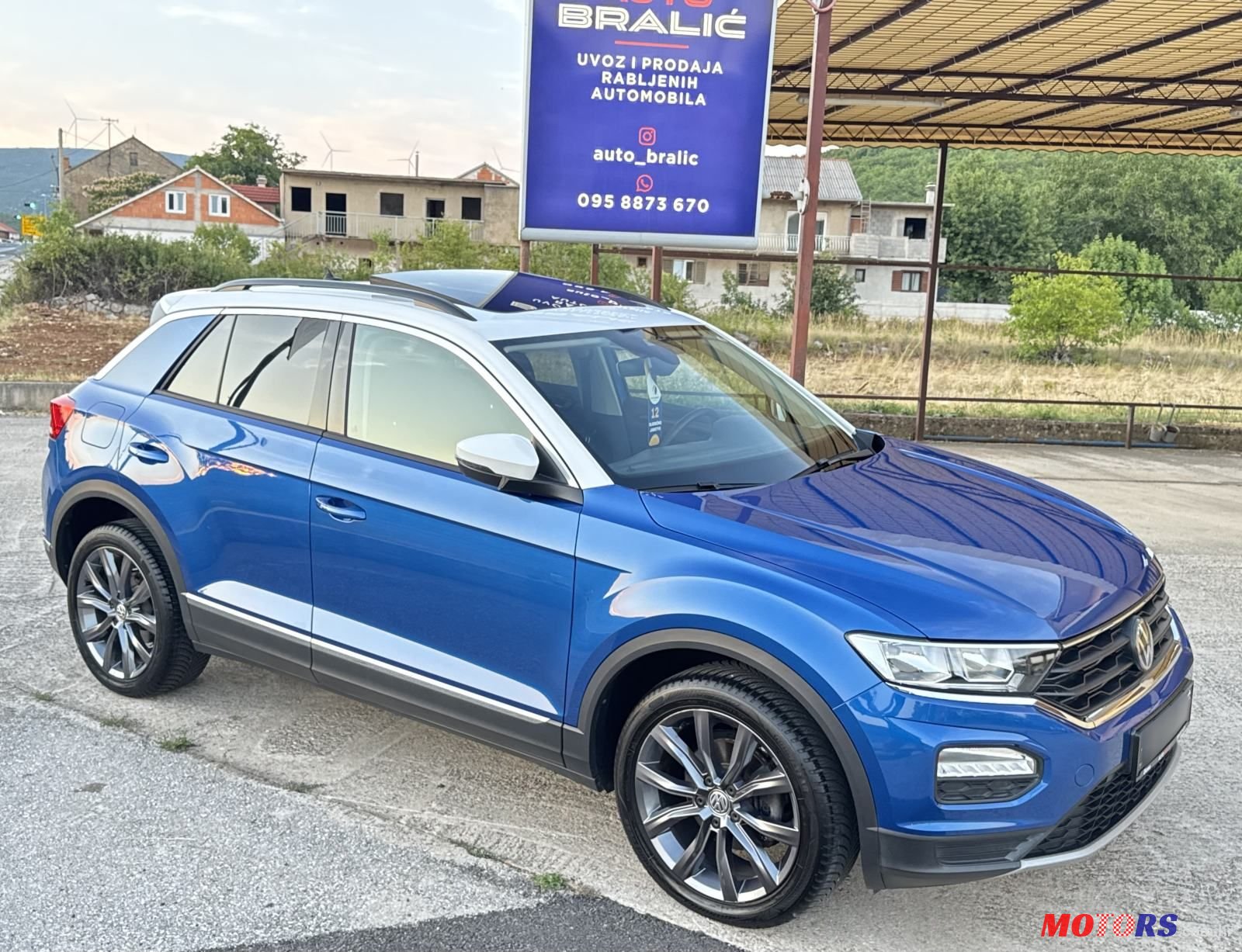 2018' Volkswagen T-Roc 1,6 Tdi photo #1
