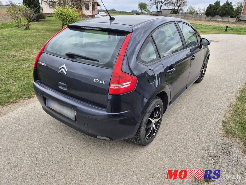 2009' Citroen C4 1,6 Hdi photo #3