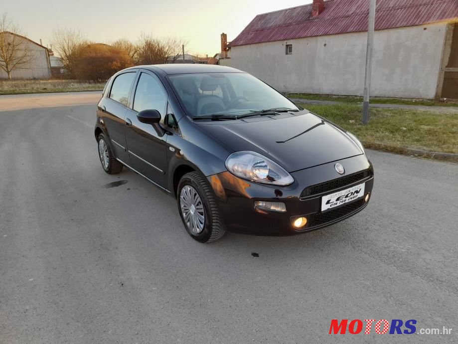 2012' Fiat Punto 1,2 8V photo #3