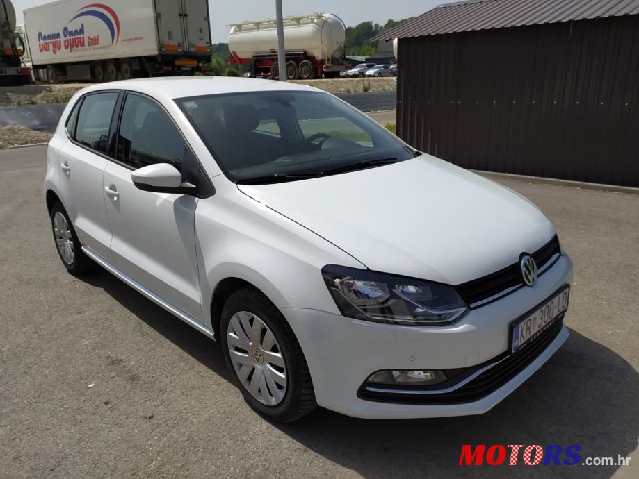 2015' Volkswagen Polo photo #1