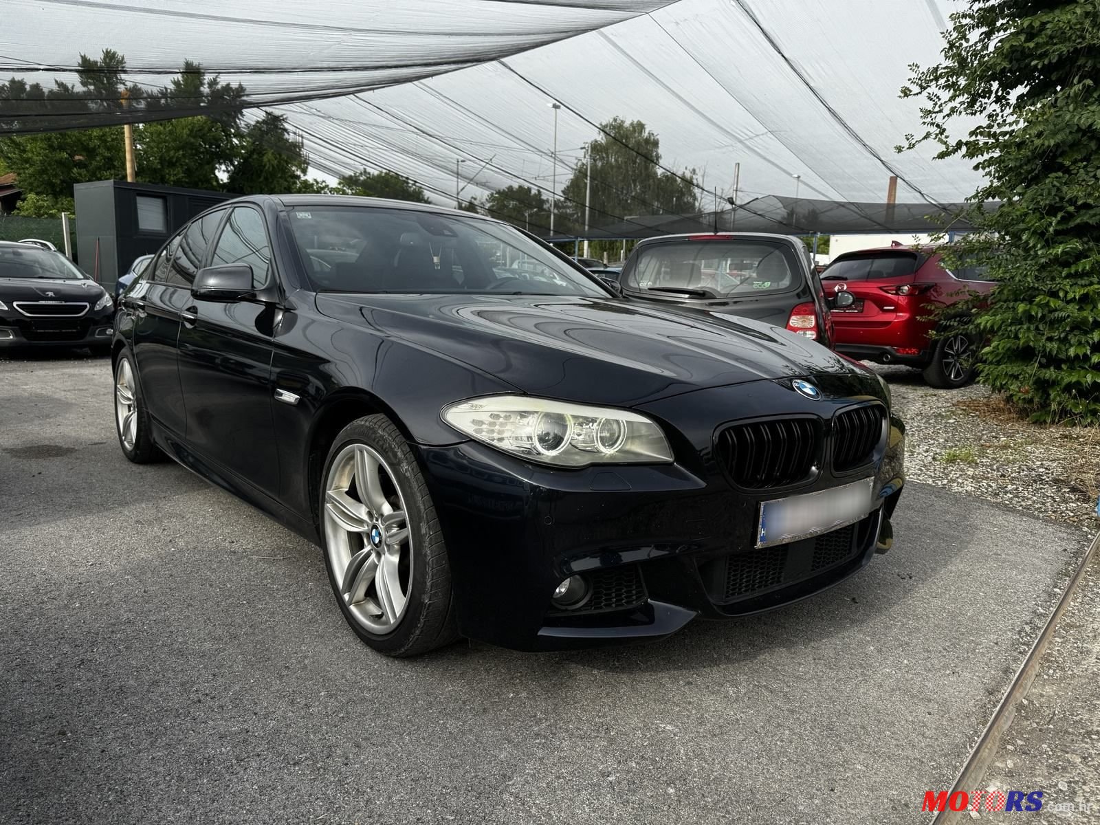 2012' BMW Serija 5 530Xd photo #3