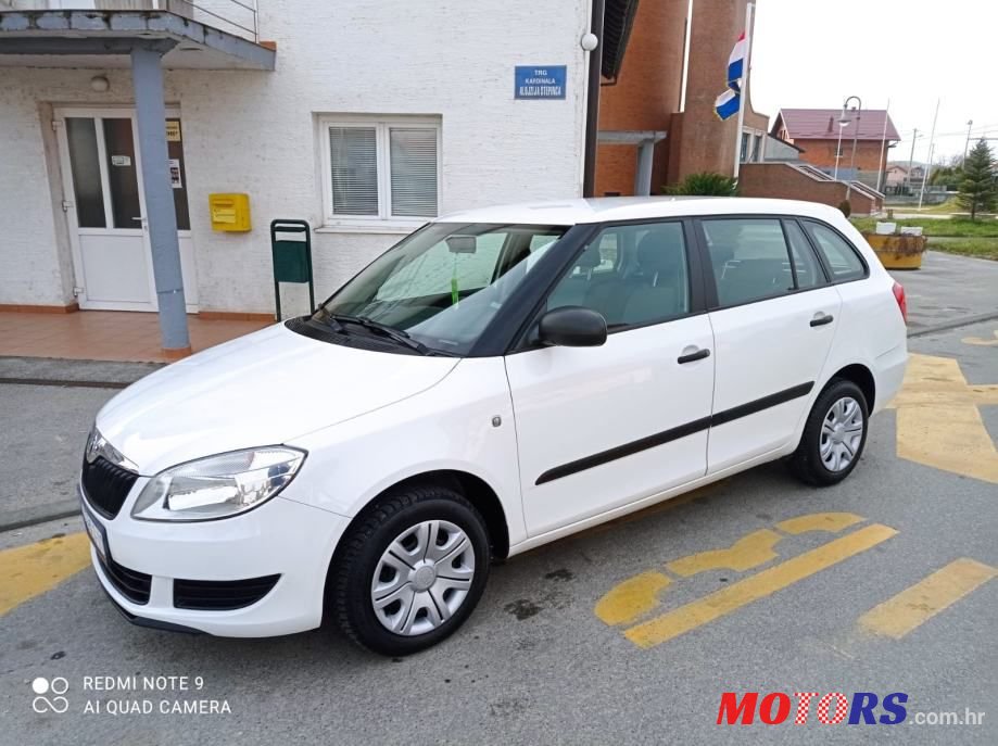 2010' Skoda Fabia 1.6 Tdi Simply photo #4
