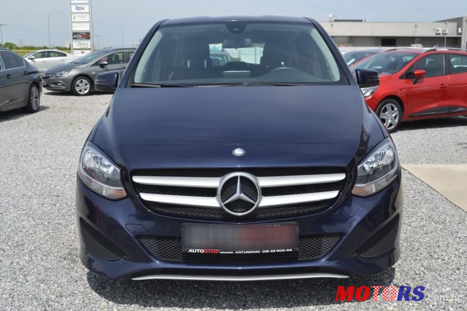 2017' Mercedes-Benz B-Klasa 180 D photo #2