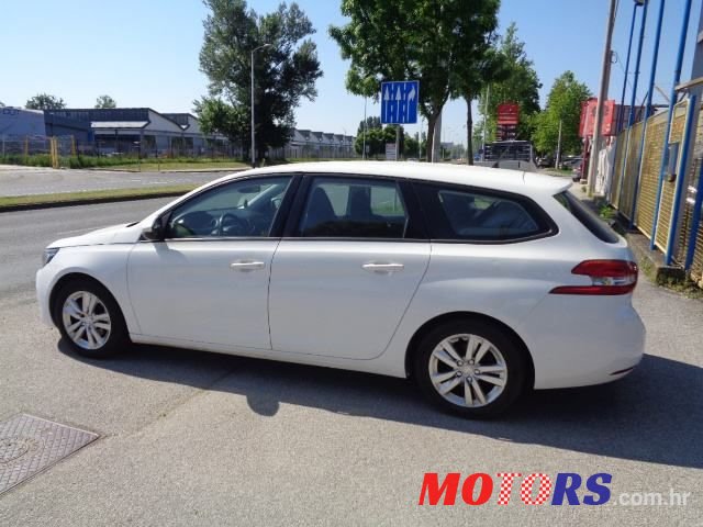 2014' Peugeot 308 Sw photo #6