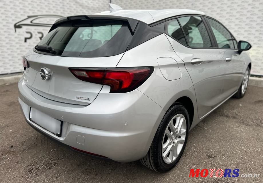 2017' Opel Astra 1.6 Cdti photo #5