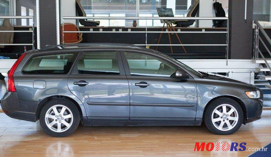 2010' Volvo V50 1,6 D photo #1
