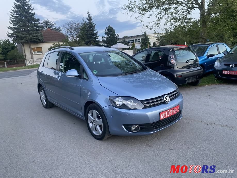 2011' Volkswagen Golf Plus 1,6 Tdi photo #2