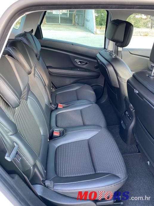 2017' Renault Scenic Dci 160 photo #6