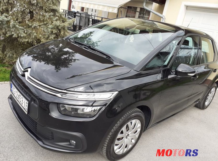 2017' Citroen C4 Picasso Bluehdi 100 photo #1