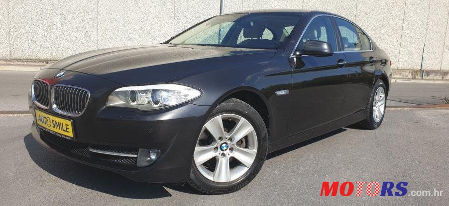 2013' BMW Serija 5 520D photo #1