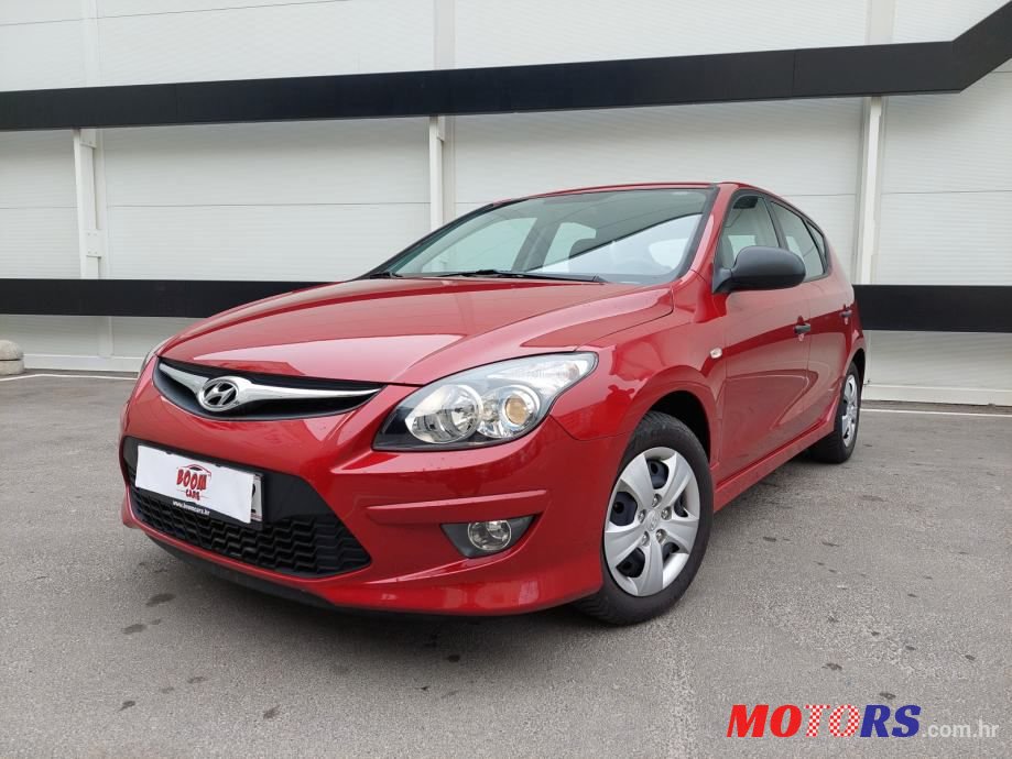 2011' Hyundai i30 1,6 Crdi photo #1