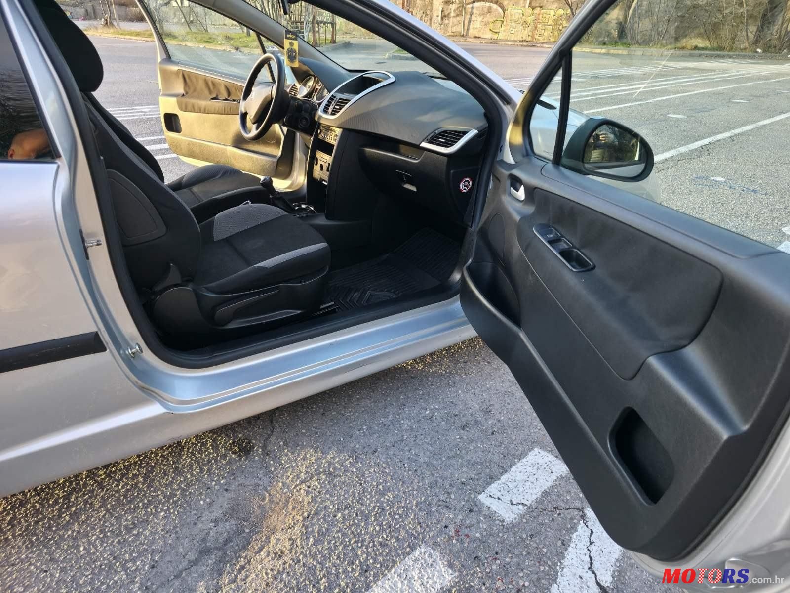 2007' Peugeot 207 1,4 Hdi photo #5