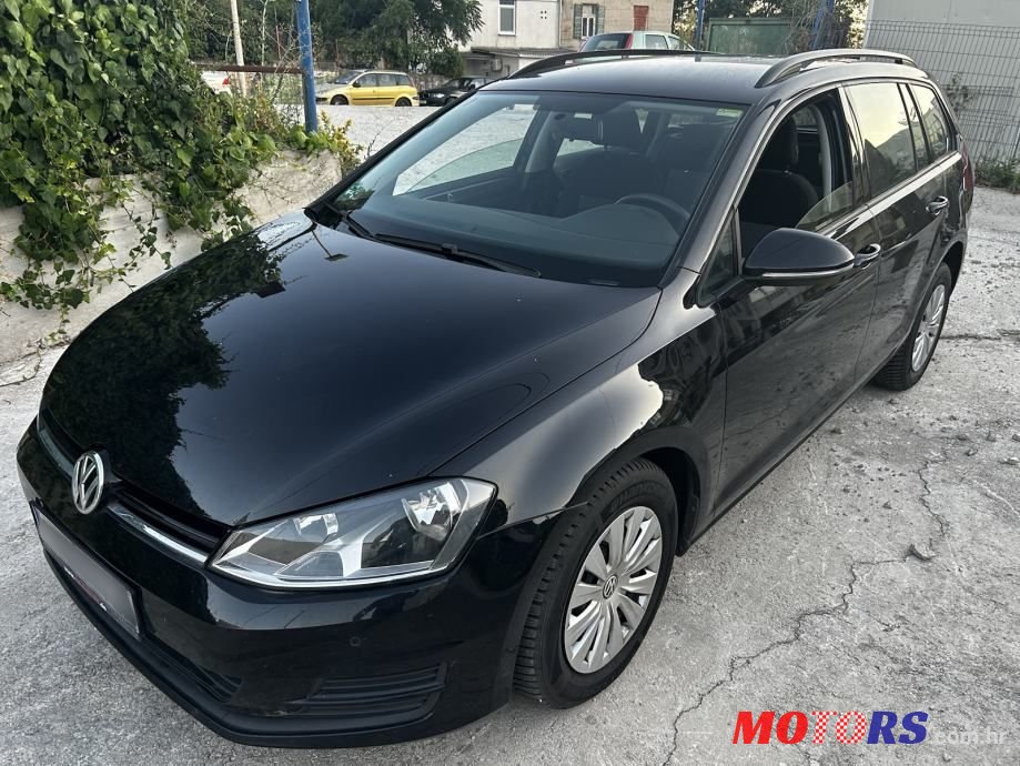 2016' Volkswagen Golf VII Variant photo #1