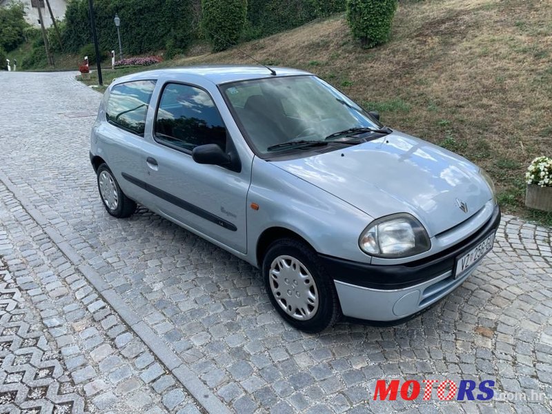 1998' Renault Clio 1,4 photo #1