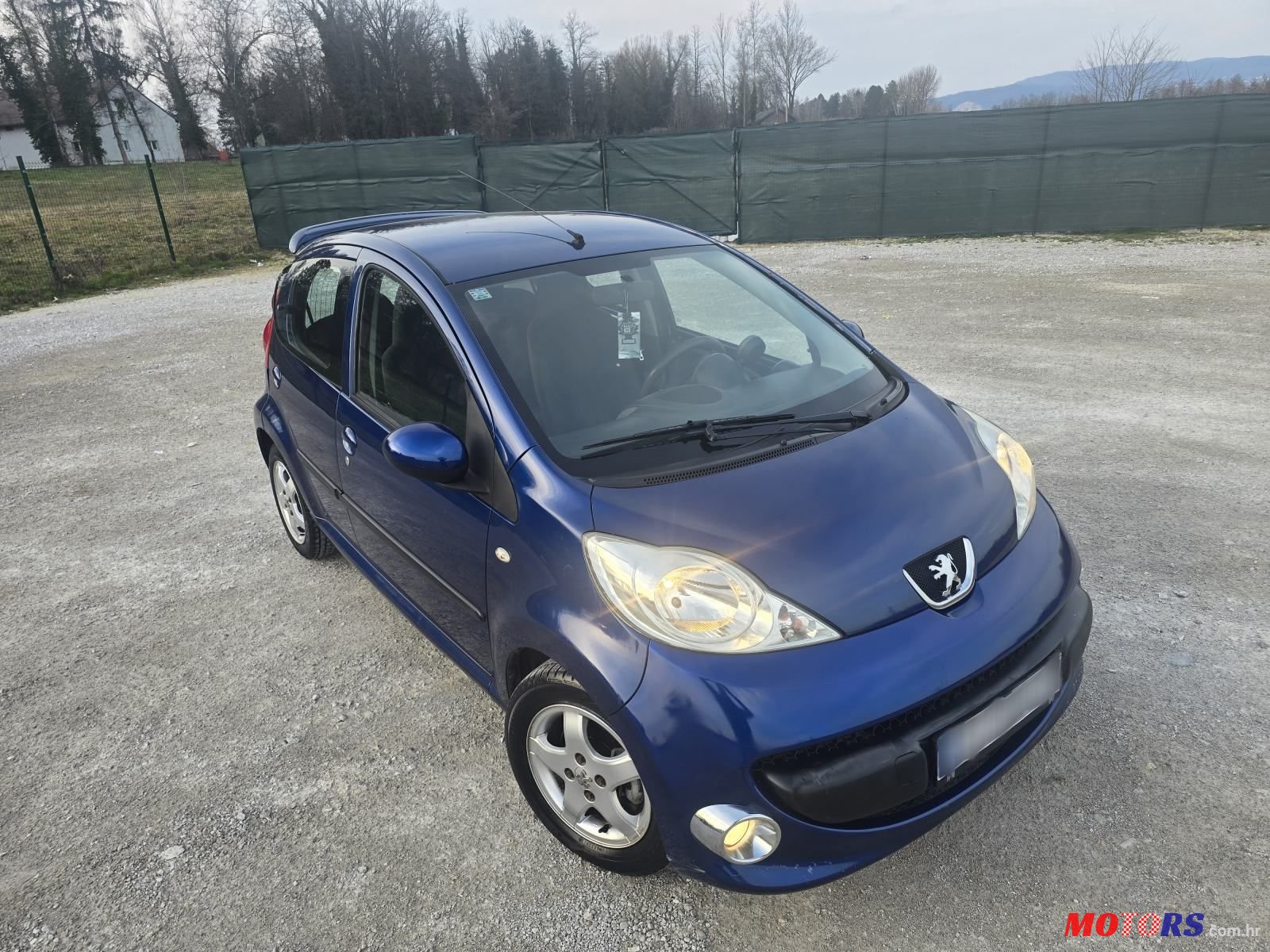 2007' Peugeot 107 1,0 photo #3