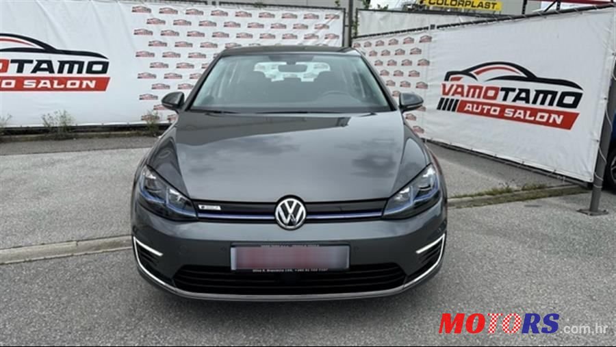 2019' Volkswagen Golf 7 E-Golf photo #2