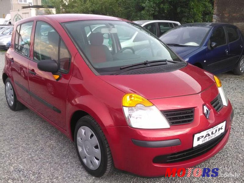 2005' Renault Modus 1,5 Dci photo #2