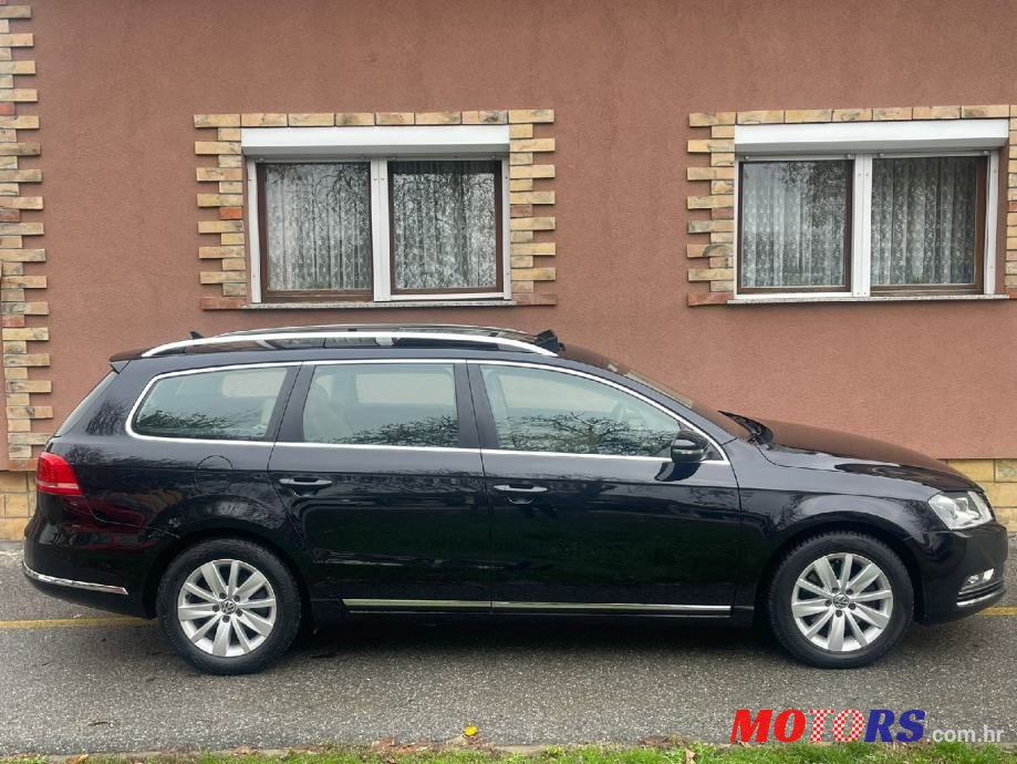 2012' Volkswagen Passat Variant photo #4
