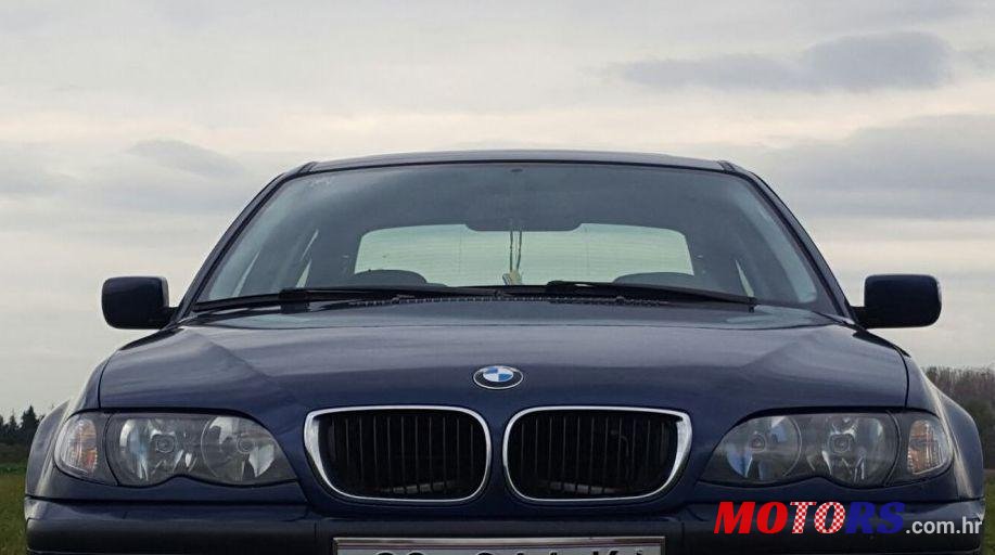 2003' BMW 3 Series 320D photo #1
