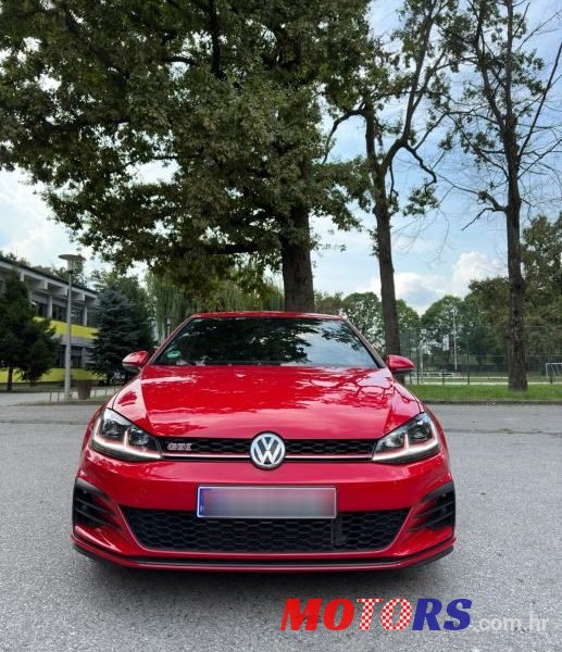 2018' Volkswagen Golf 7 photo #2
