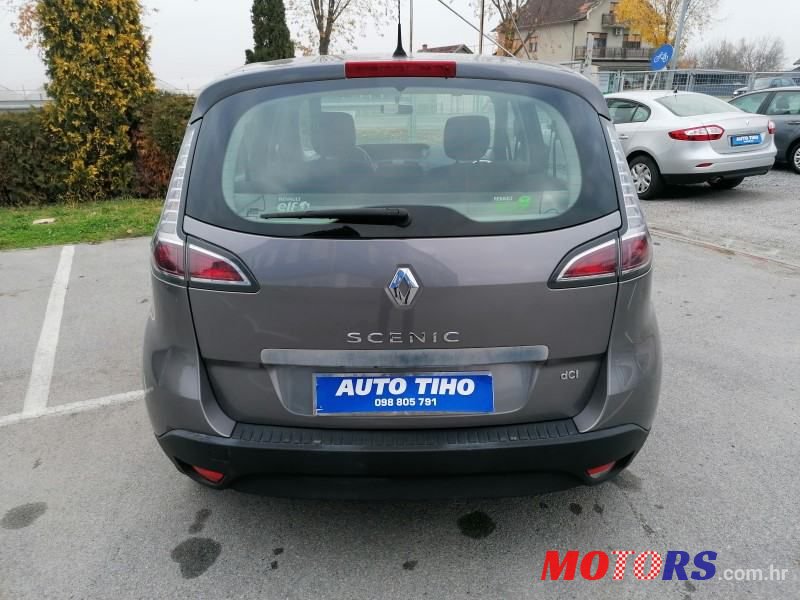 2015' Renault Scenic Dci photo #6