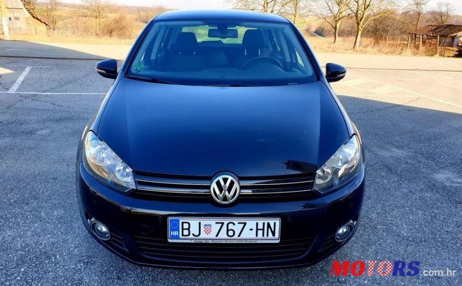2010' Volkswagen Golf VI 1,6 Tdi photo #4
