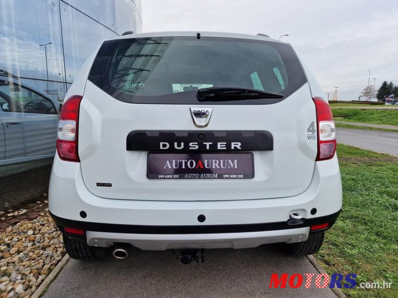 2015' Dacia Duster photo #4