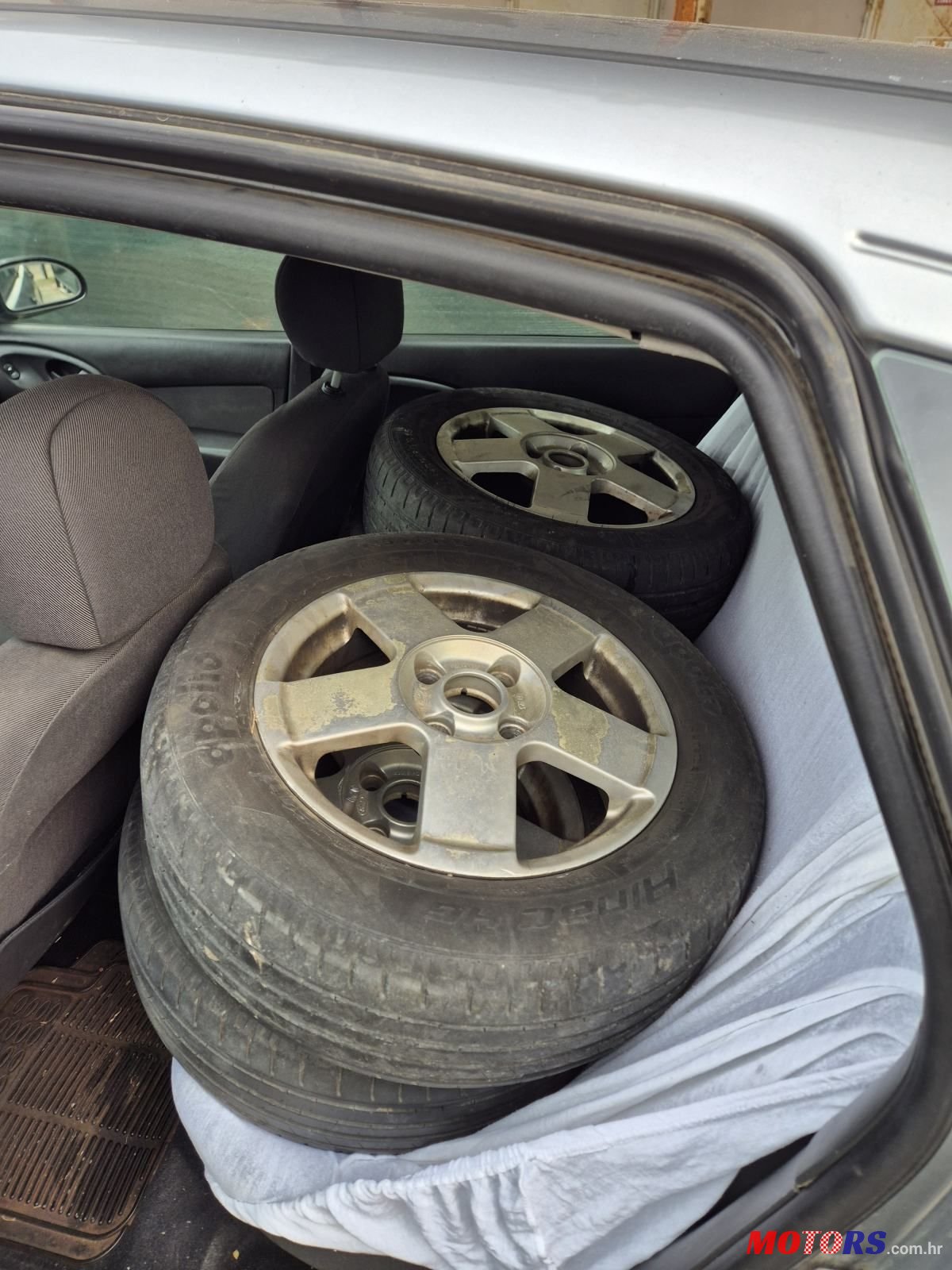 2003' Ford Focus 1,8 photo #3