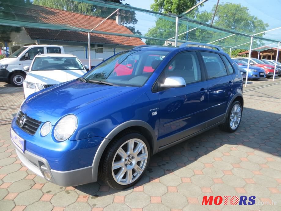 2005' Volkswagen Polo photo #1