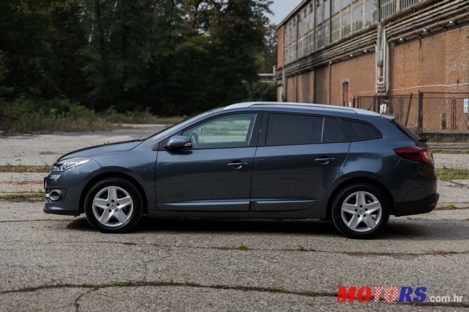 2015' Renault Megane Grandtour Dci photo #1
