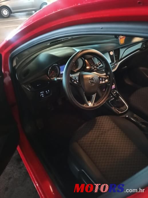 2019' Opel Astra 1,4 Turbo photo #5